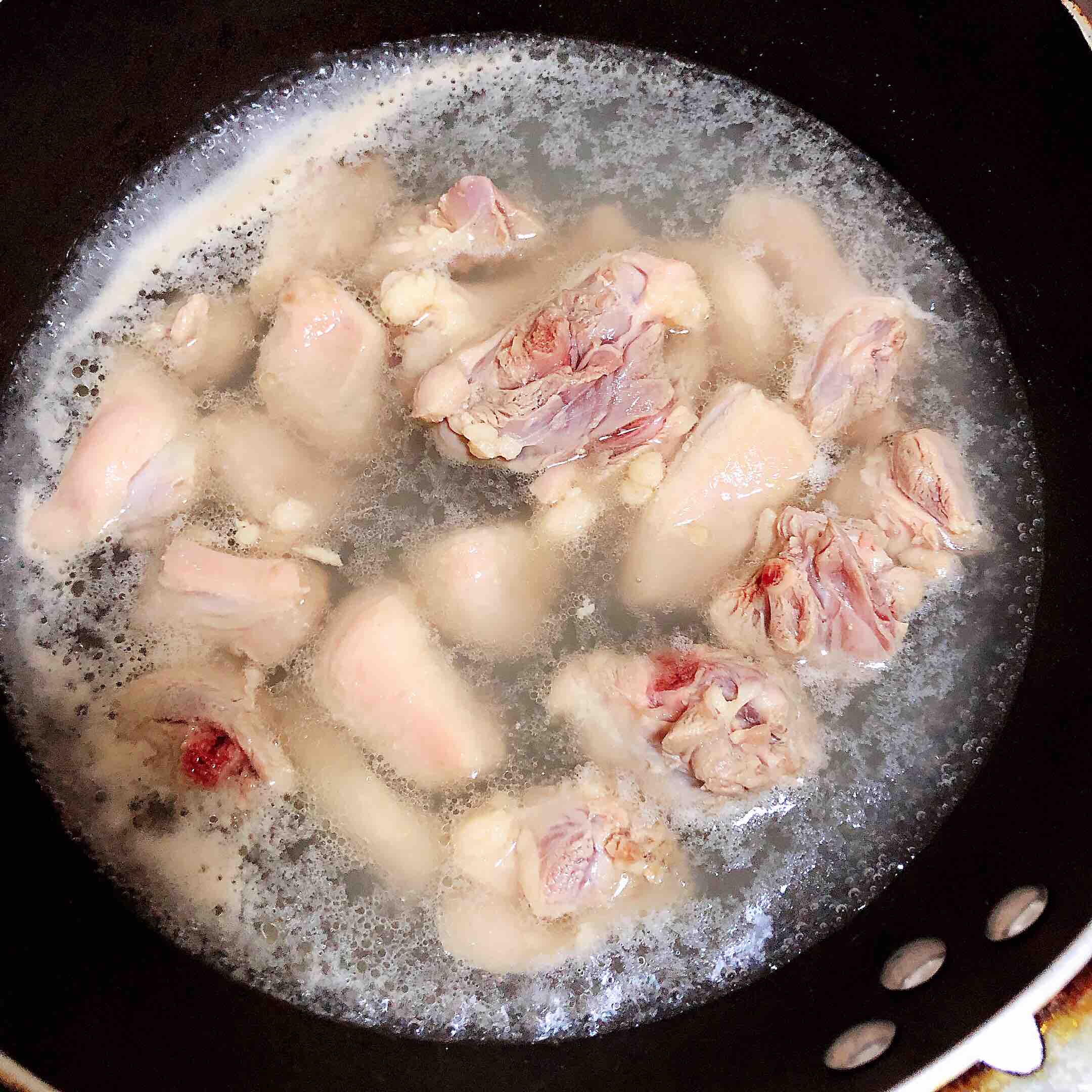 養生姜母鴨（祛暑濕肺燥、氣血雙補）的做法-咸鮮味燉菜譜
