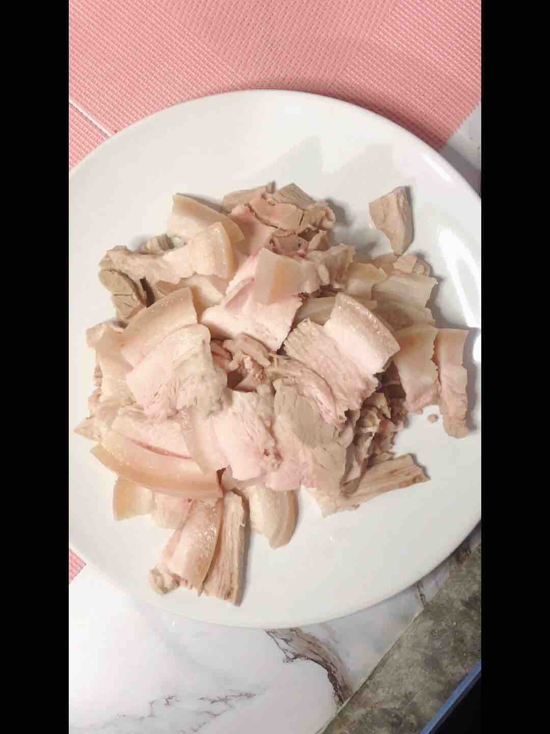 尖椒回鍋肉的做法-家常味炒菜譜