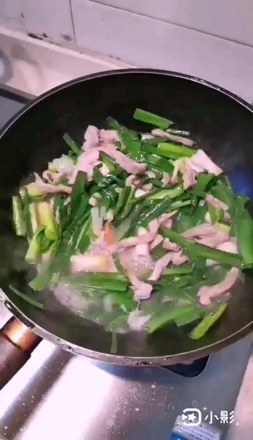 大蒜炒豬肚的做法-家常味炒菜譜
