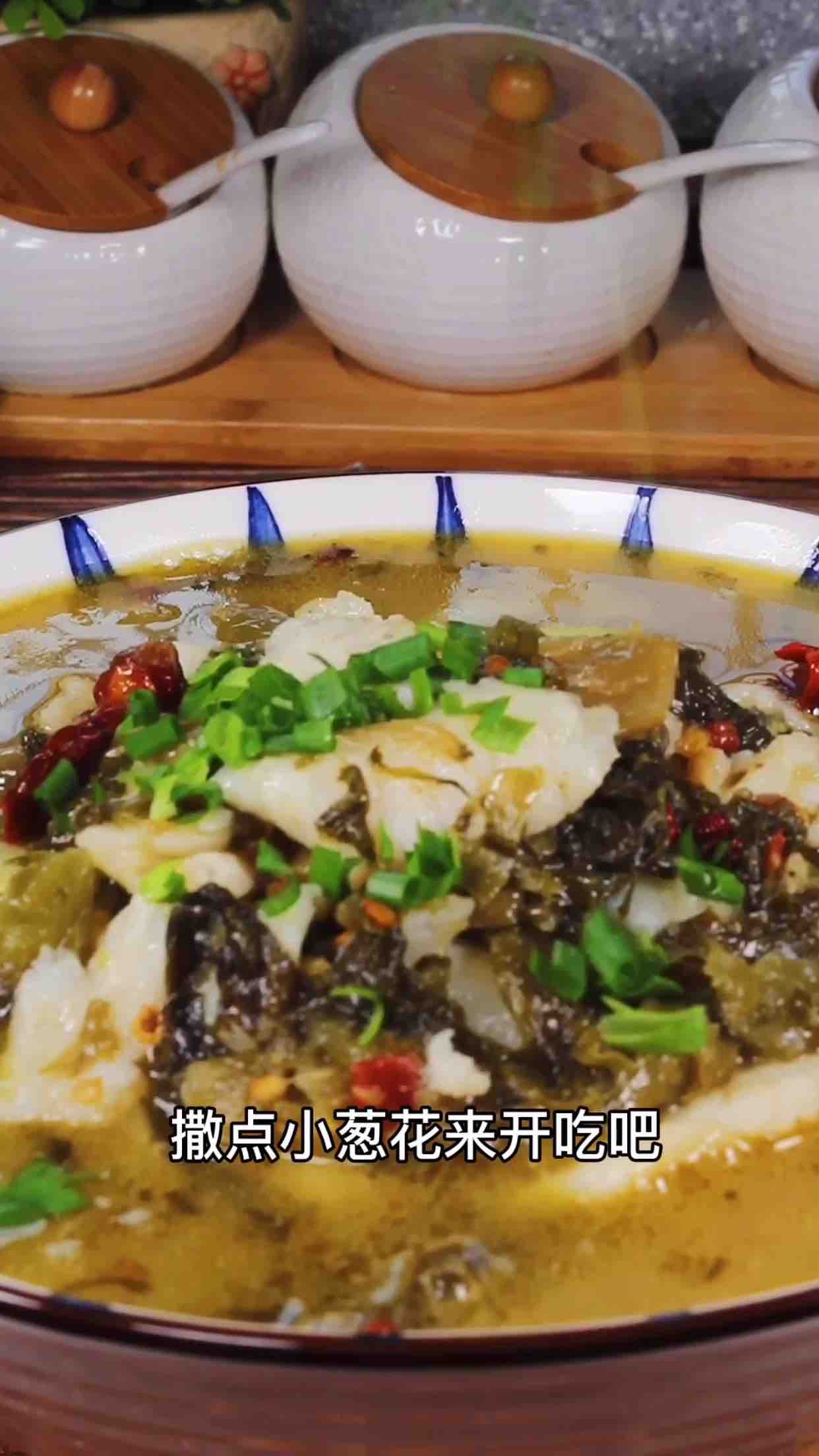酸菜魚的做法-香辣味煮菜譜-易網健康養生網 酸菜魚的做法-香辣味煮菜譜