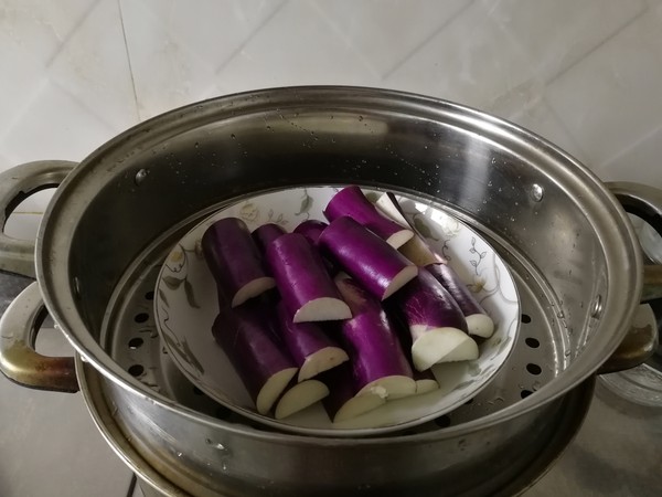 蘸汁蒸茄子，茄子的家常吃法的做法-咸鮮味蒸菜譜