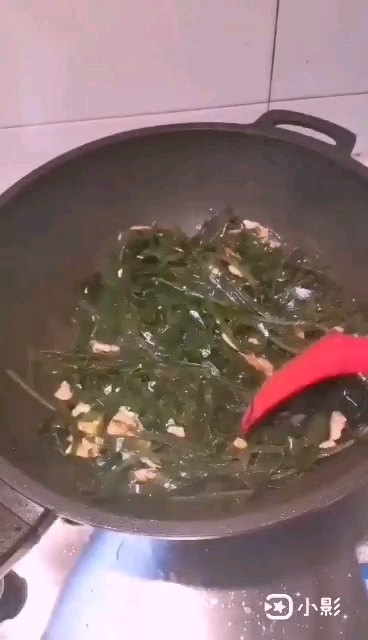 蒜泥海帶絲的做法-家常味炒菜譜