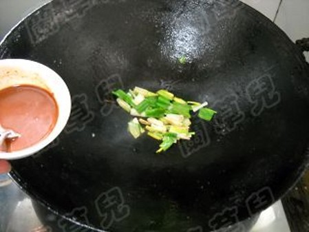 玫瑰腐乳燒鯽魚(yú)的做法-醬香味燒菜譜