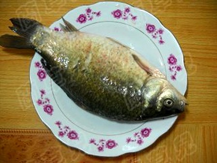 玫瑰腐乳燒鯽魚(yú)的做法-醬香味燒菜譜