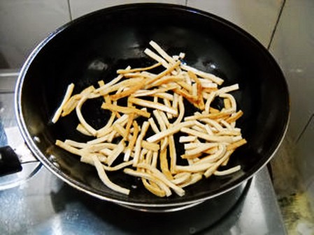 韭香肉絲豆干的做法-家常味炒菜譜