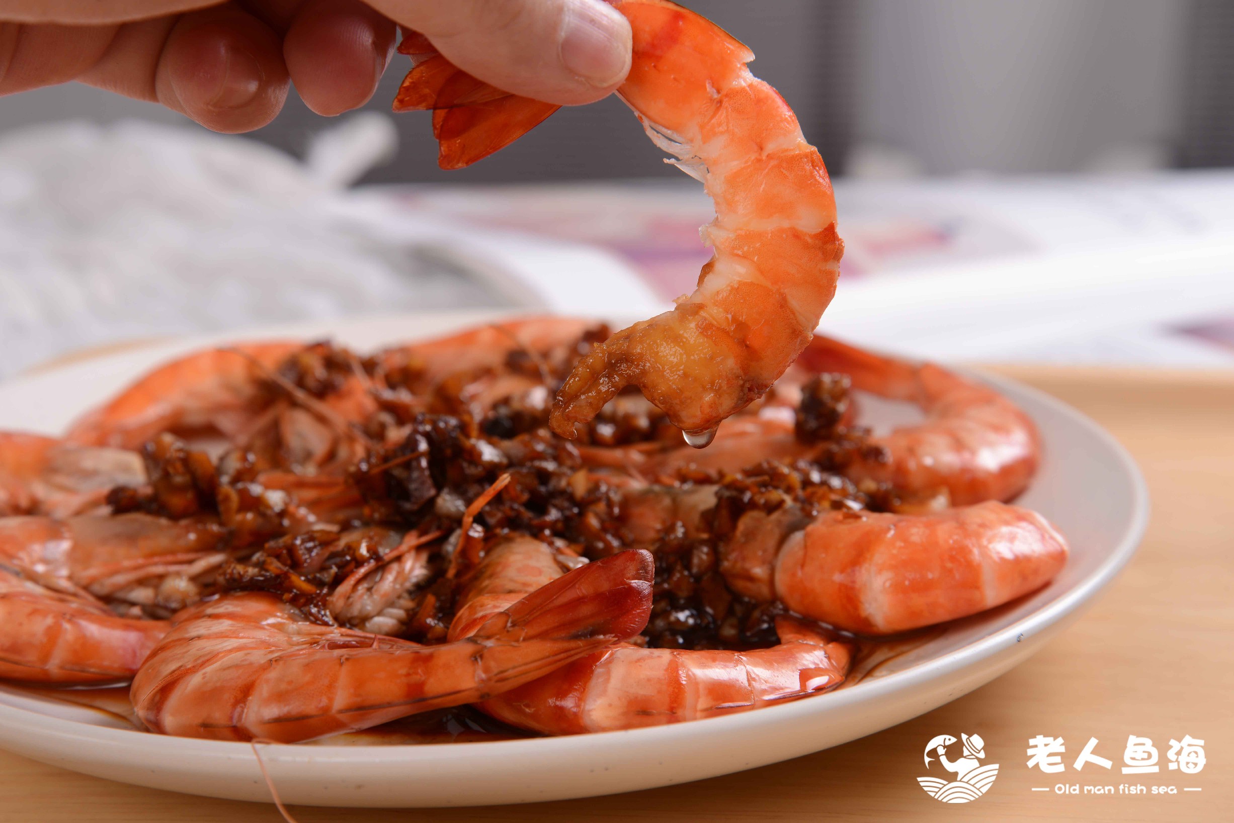 美味蝦更下飯——蒜蓉黑虎蝦的做法-咸鮮味炒菜譜-易網健康養生網 美味蝦更下飯——蒜蓉黑虎蝦的做法-咸鮮味炒菜譜