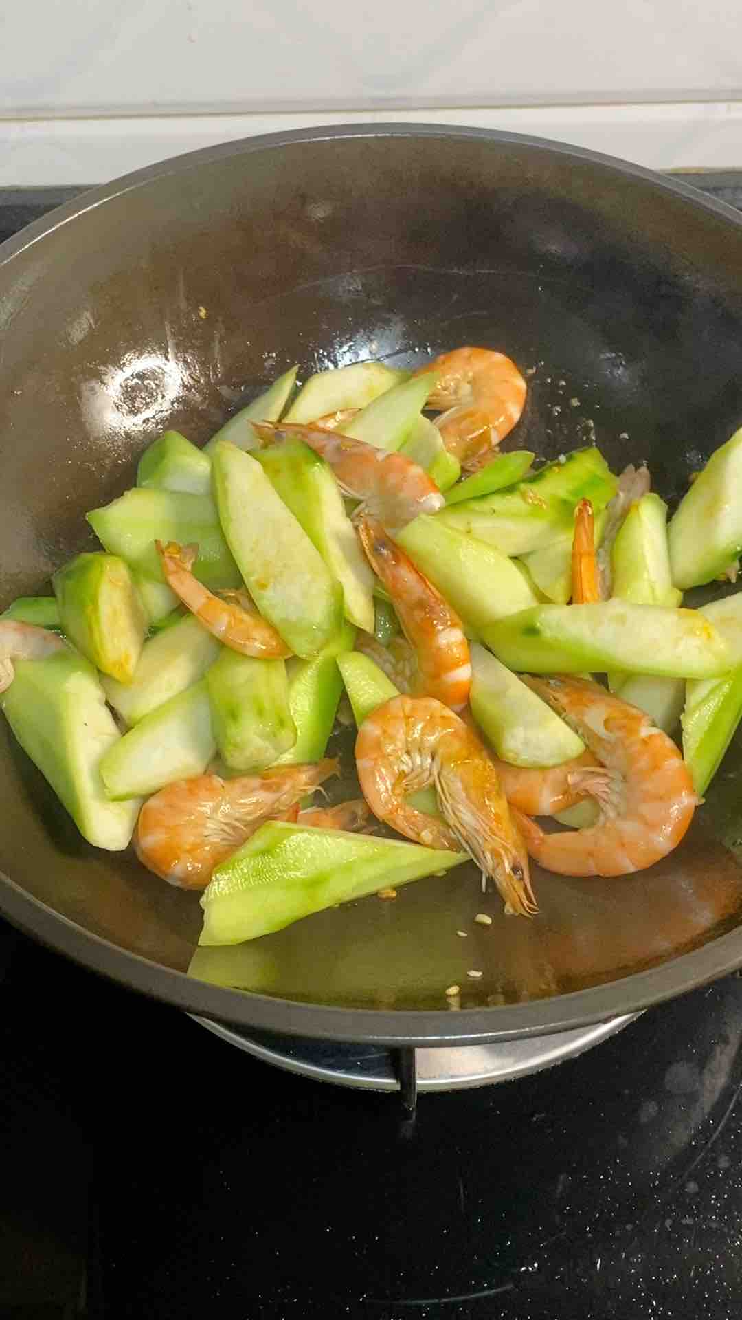 海鮮絲瓜粉絲煲的做法-家常味煮菜譜