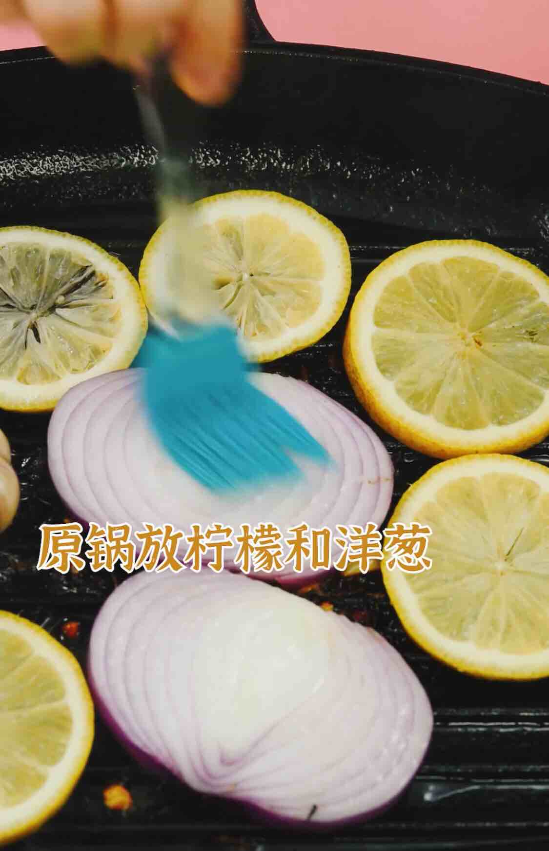 檸檬蒜香肉眼牛排的做法-家常味煎菜譜