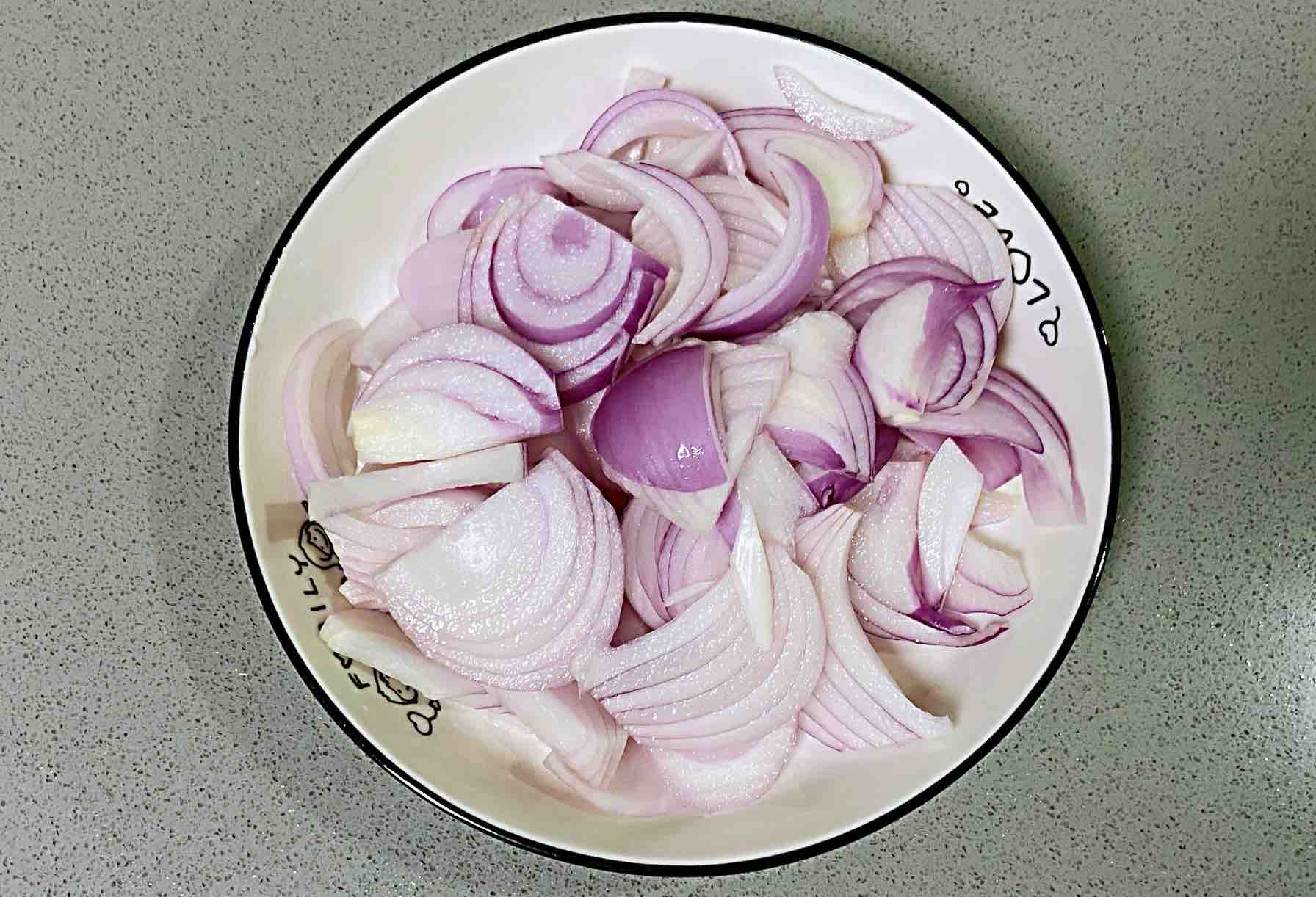 孕婦食譜蔥爆鹽煎肉,香甜脆爽、蔥香濃厚~的作法-咸鮮味燒菜譜-易網(wǎng)健康養(yǎng)生網(wǎng) 孕婦食譜蔥爆鹽煎肉,香甜脆爽、蔥香濃厚~的作法-咸鮮味燒菜譜