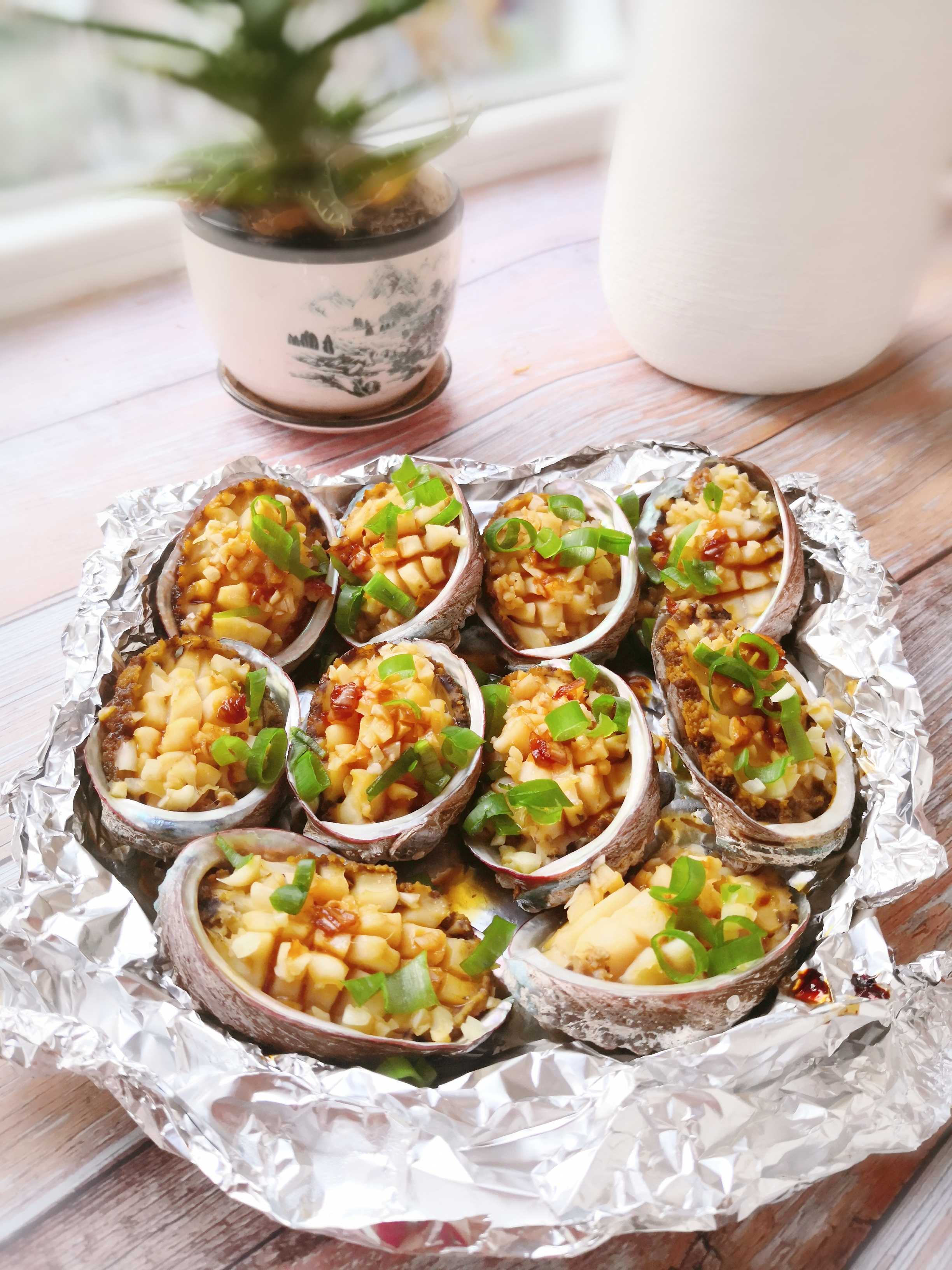 烤鮑魚的做法-咸鮮味燒菜譜-易網健康養生網 烤鮑魚的做法-咸鮮味燒菜譜