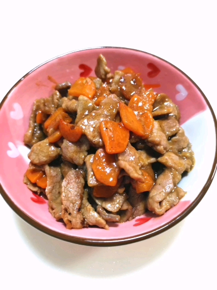 胡蘿卜炒牛肉的做法-家常味炒菜譜