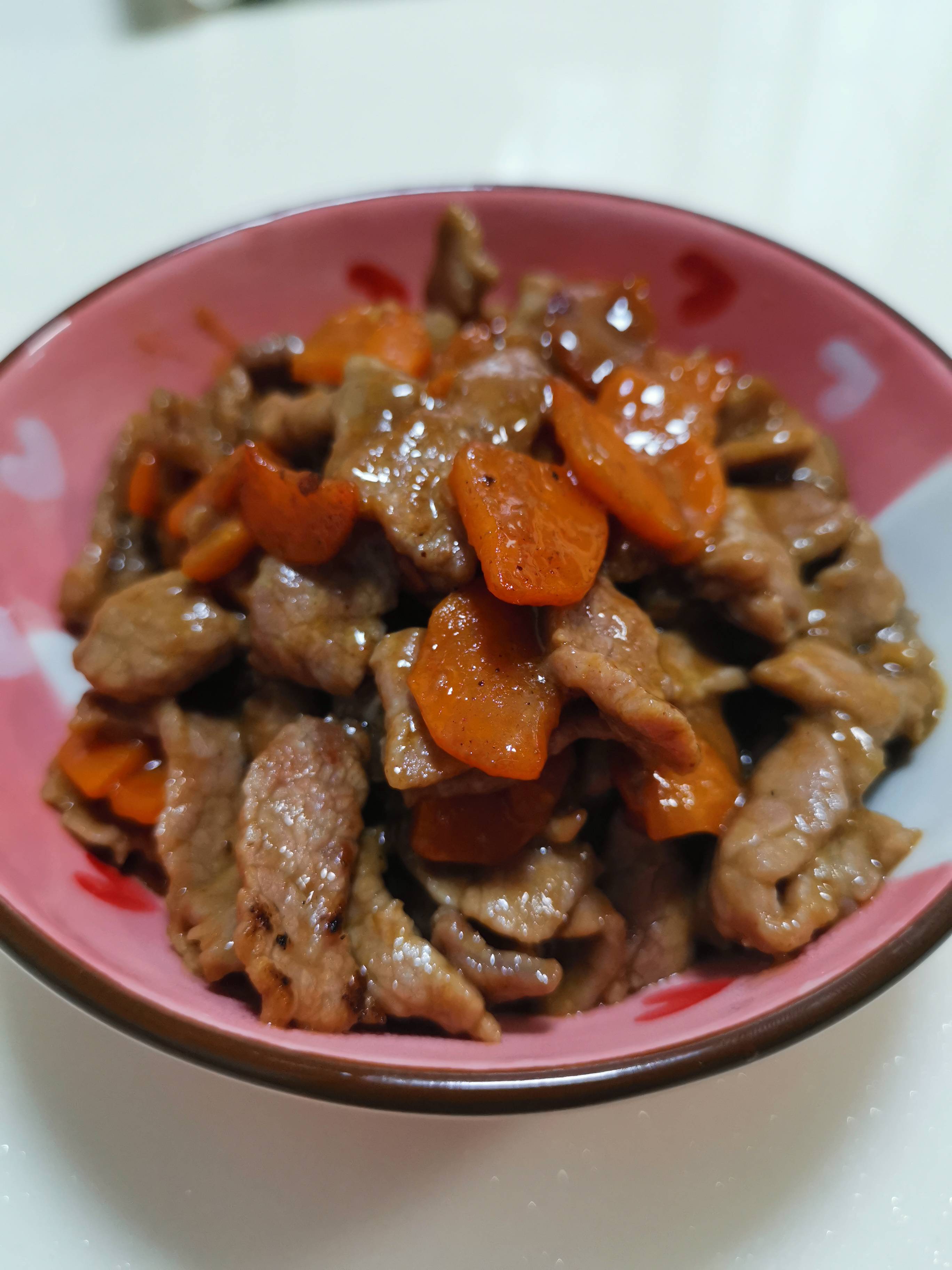 胡蘿卜炒牛肉的做法-家常味炒菜譜-易網(wǎng)健康養(yǎng)生網(wǎng) 胡蘿卜炒牛肉的做法-家常味炒菜譜