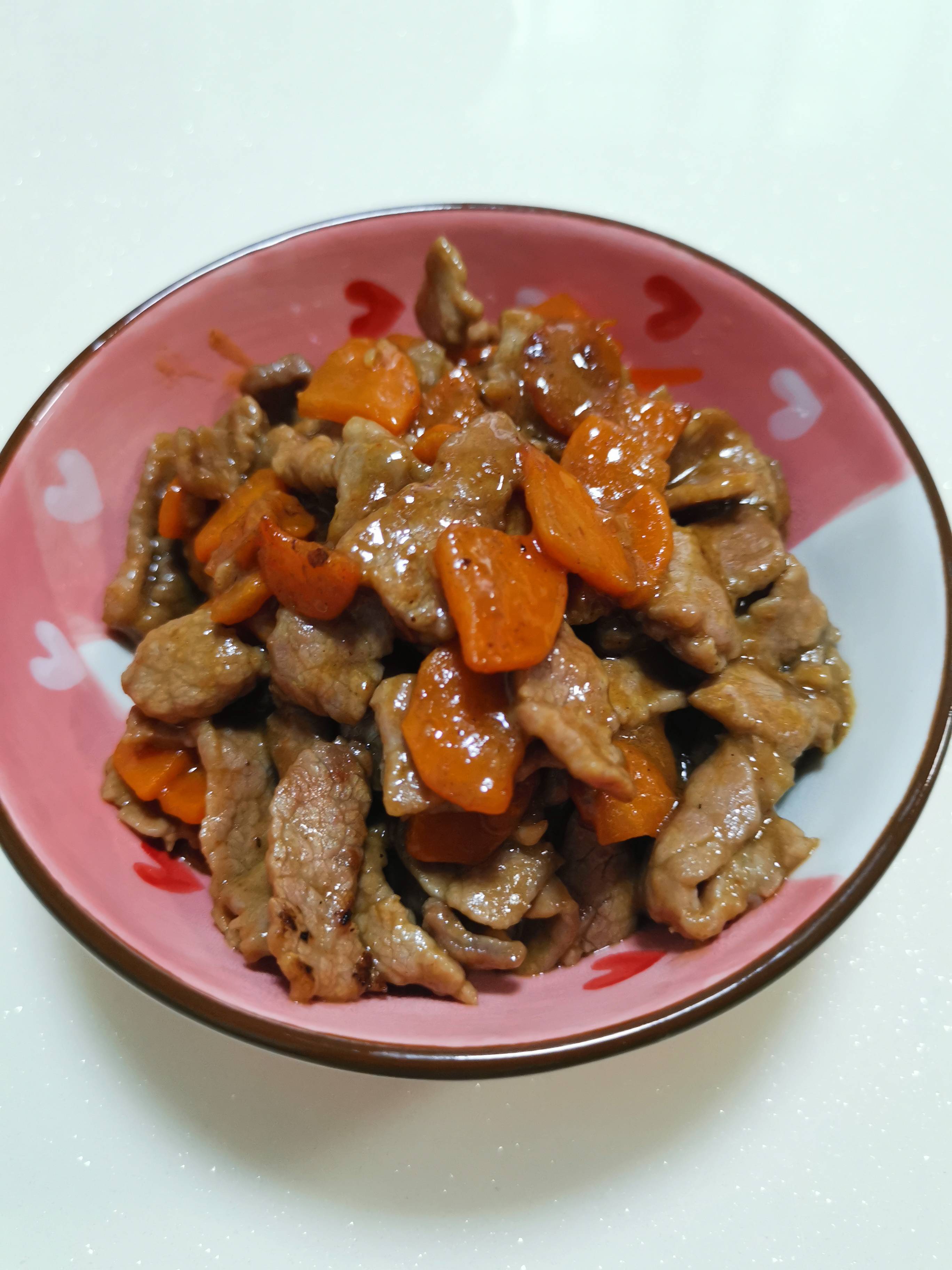 胡蘿卜炒牛肉的做法-家常味炒菜譜-易網(wǎng)健康養(yǎng)生網(wǎng) 胡蘿卜炒牛肉的做法-家常味炒菜譜