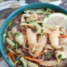涼拌魔芋絲，清爽爽口超開(kāi)胃的作法-家常味拌食譜
