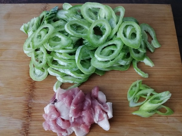 蛇豆炒肉片的做法-家常味炒菜譜