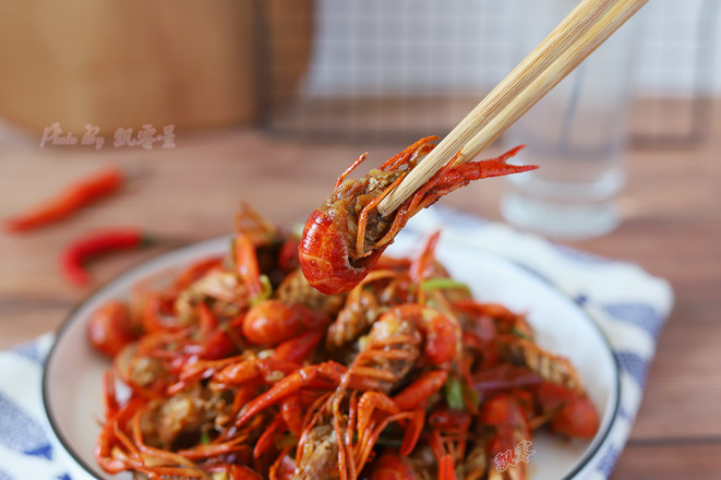 麻辣小龍蝦的做法-麻辣味燒菜譜-易網(wǎng)健康養(yǎng)生網(wǎng) 麻辣小龍蝦的做法-麻辣味燒菜譜