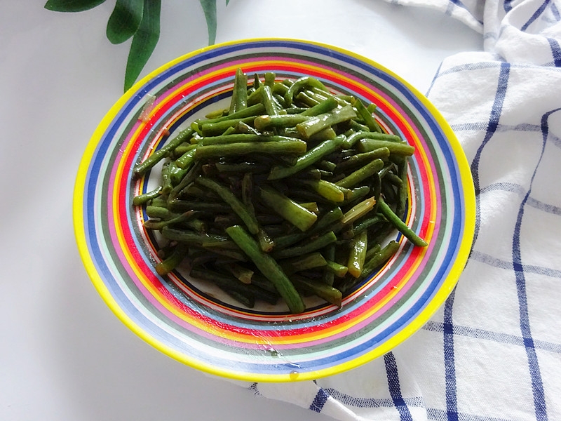 小炒豇豆的做法-家常味炒菜譜-易網(wǎng)健康養(yǎng)生網(wǎng) 小炒豇豆的做法-家常味炒菜譜