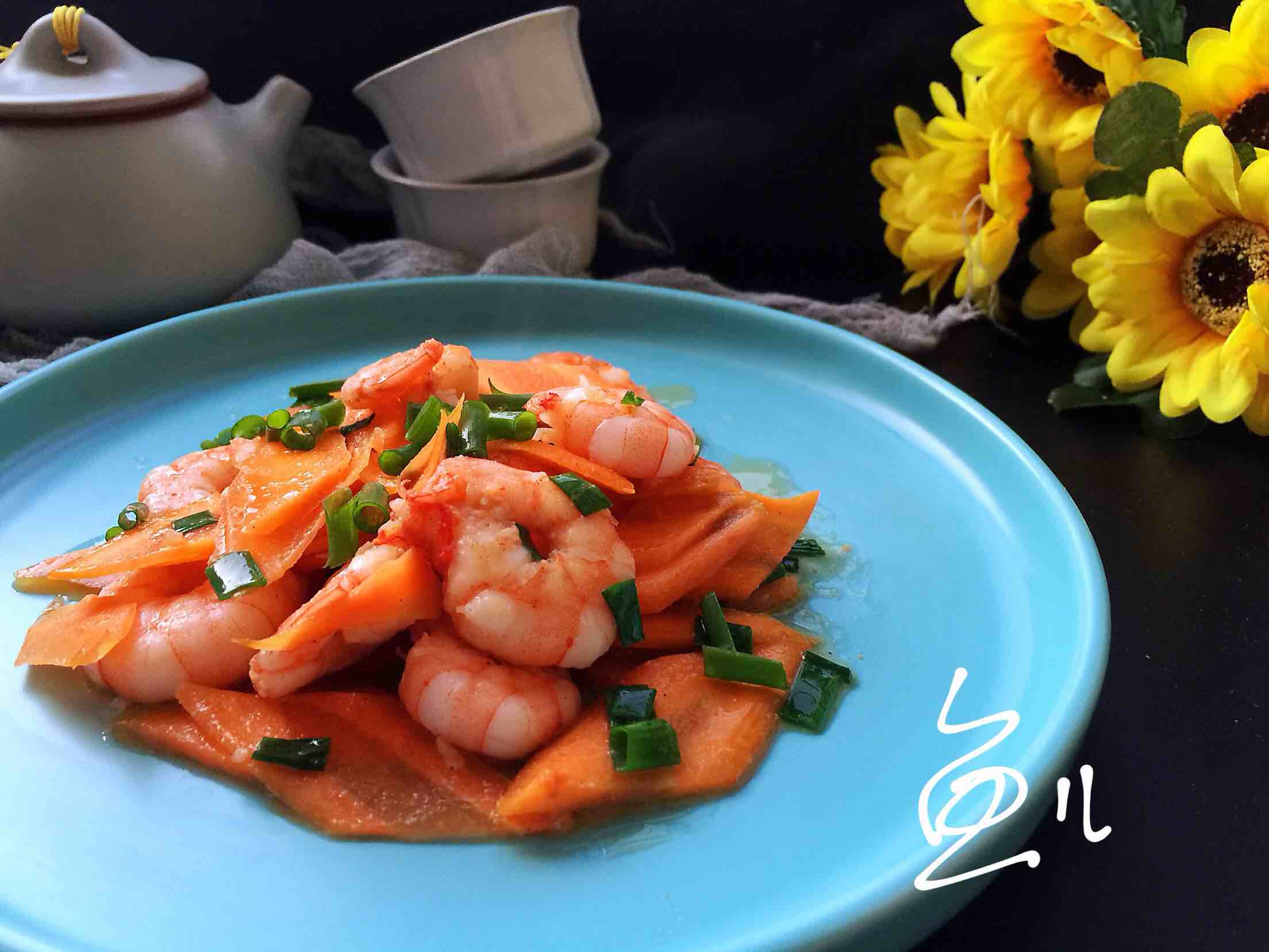 胡蘿卜炒蝦仁的做法-家常味炒菜譜-易網健康養生網 胡蘿卜炒蝦仁的做法-家常味炒菜譜