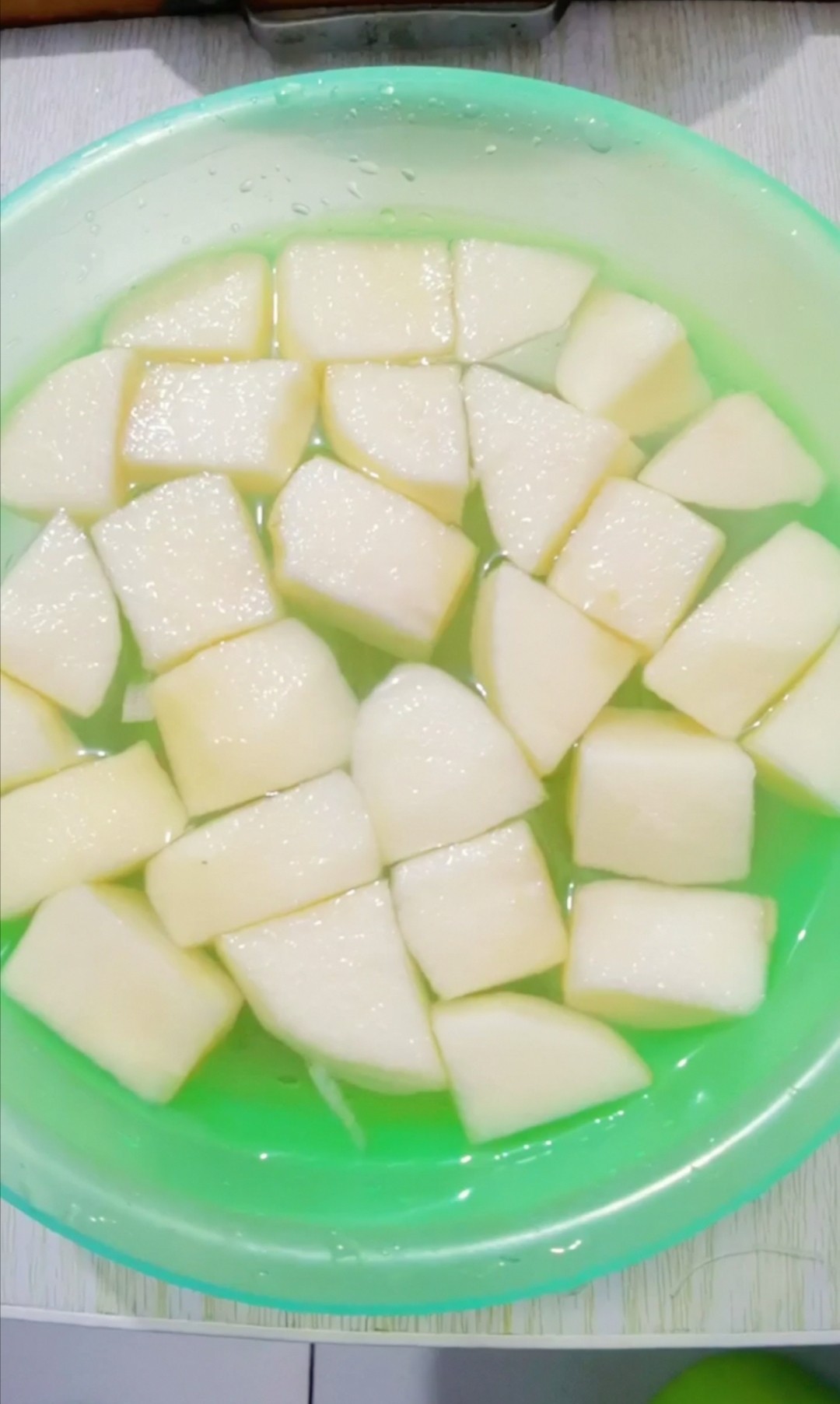 拔絲地瓜蘋果的做法-酸甜味拔絲菜譜