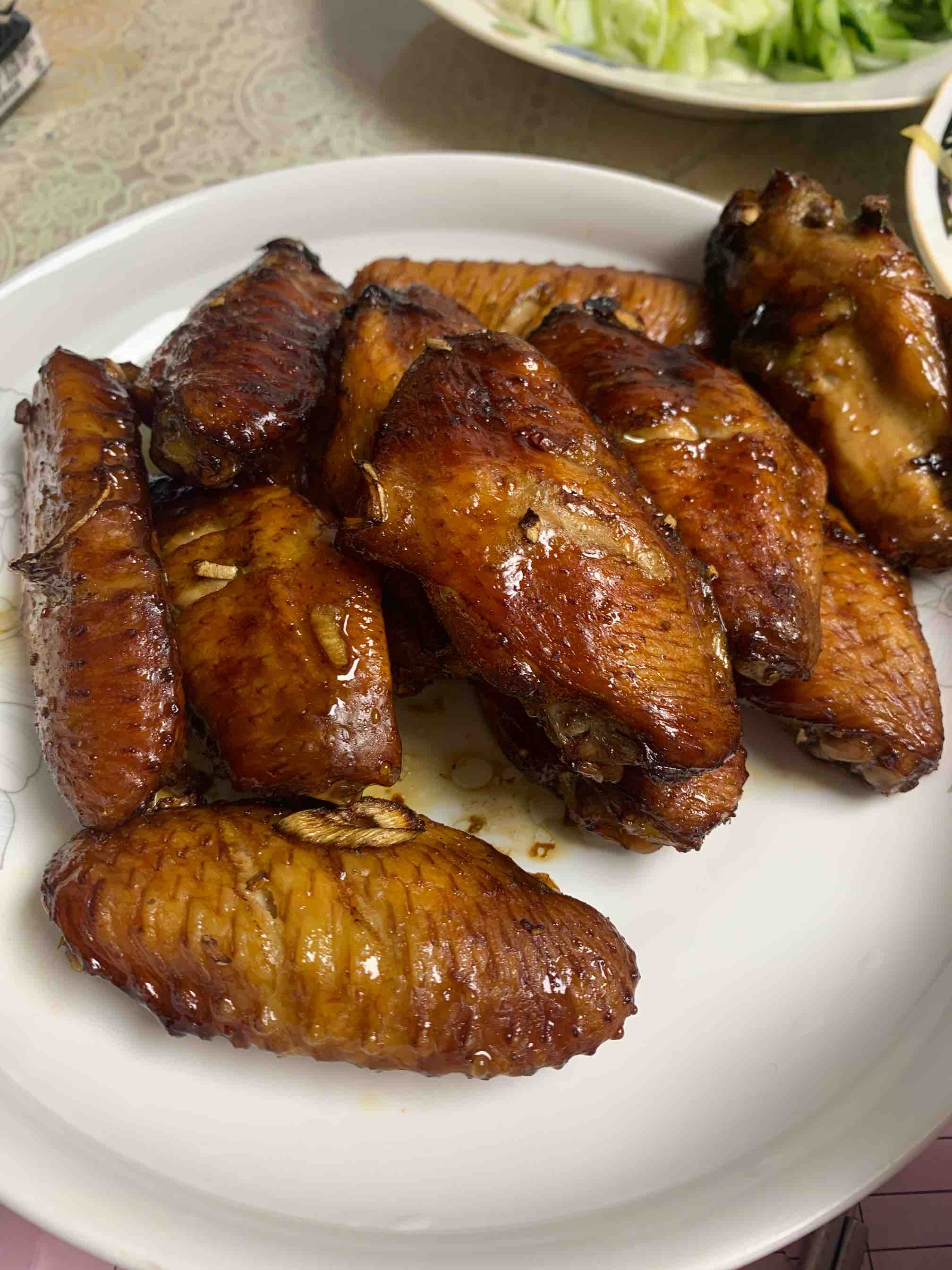 香烤雞翅的做法-家常味烤菜譜-易網(wǎng)健康養(yǎng)生網(wǎng) 香烤雞翅的做法-家常味烤菜譜
