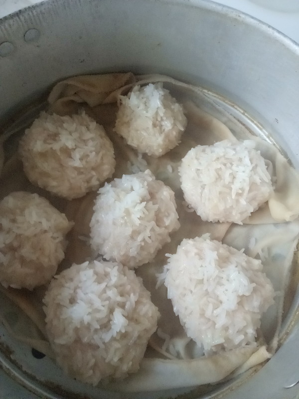 蒸葫蘆糯米丸子的做法-咸鮮味蒸菜譜