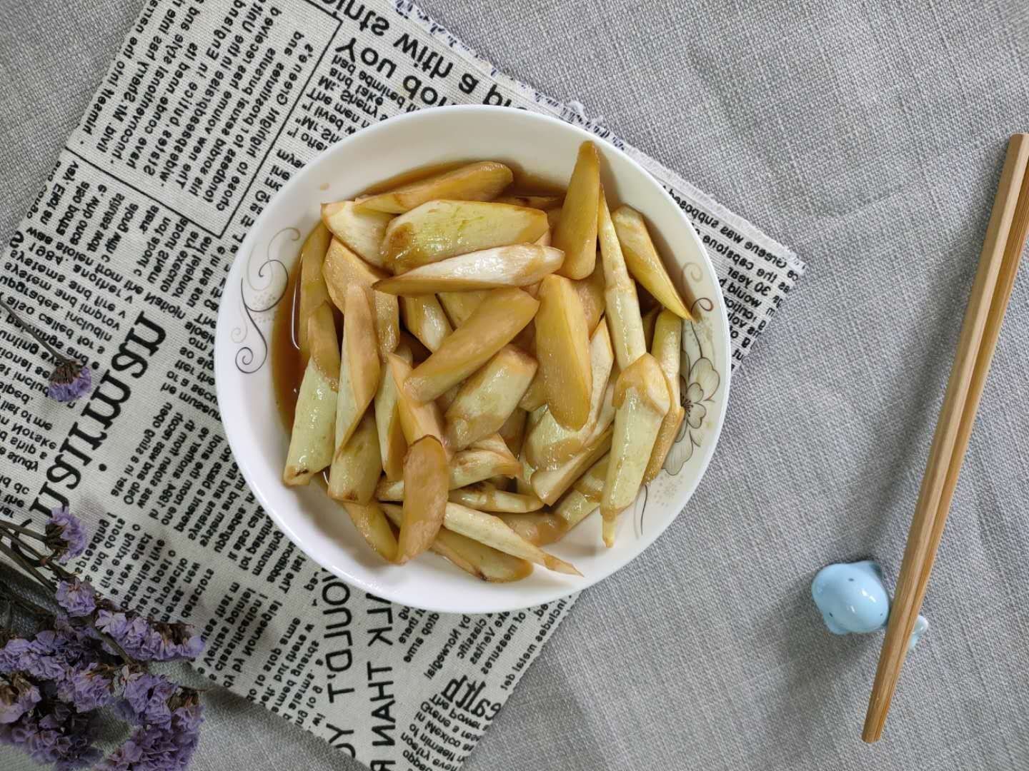 紅燒茭白的做法-咸鮮味燒菜譜-易網健康養生網 紅燒茭白的做法-咸鮮味燒菜譜