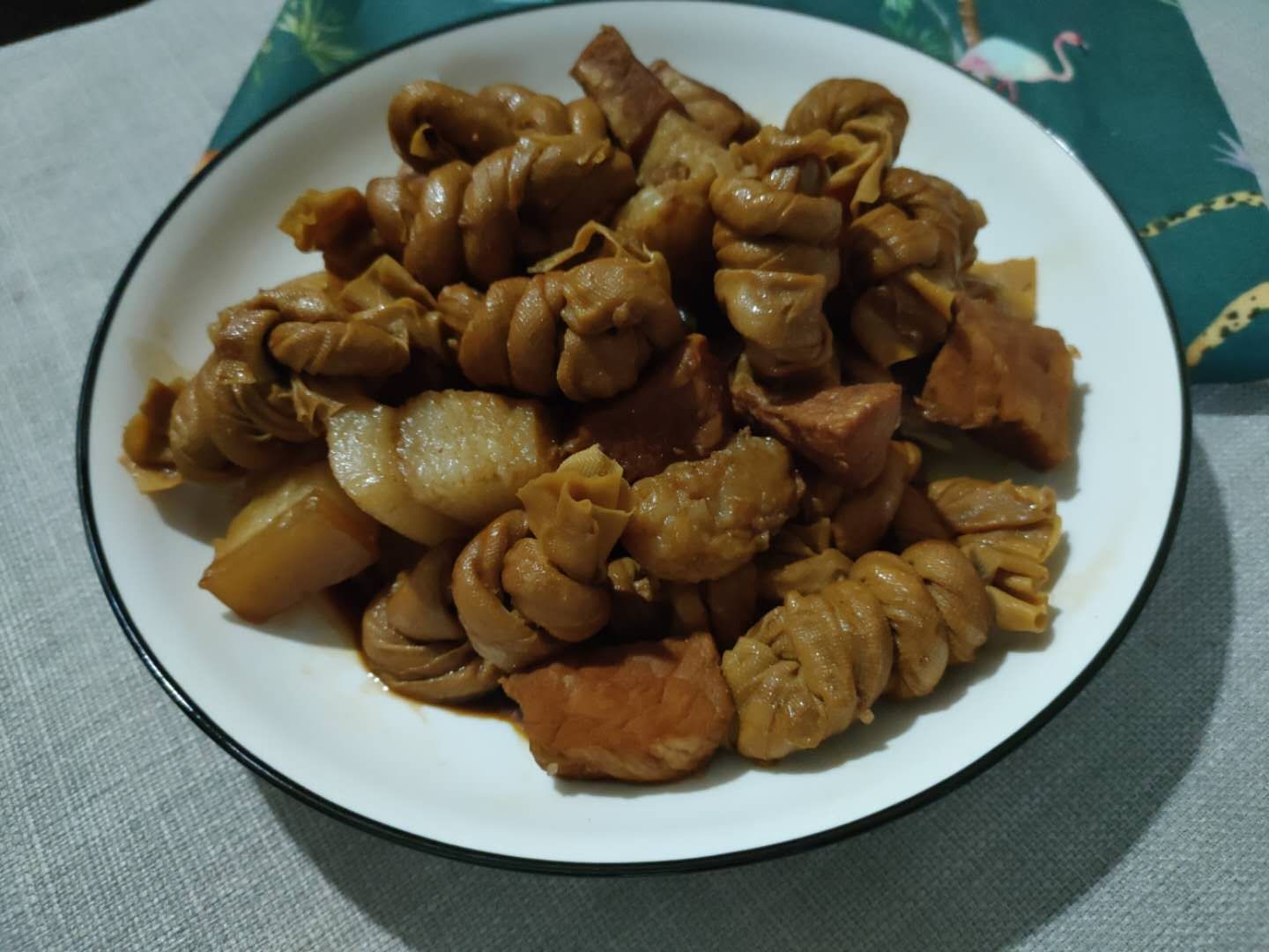 千張結燒肉的做法-家常味煮菜譜-易網健康養生網 千張結燒肉的做法-家常味煮菜譜