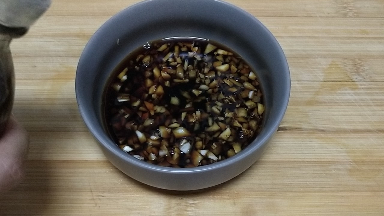 鮮美肉厚的清蒸飛蟹的做法-咸鮮味蒸菜譜