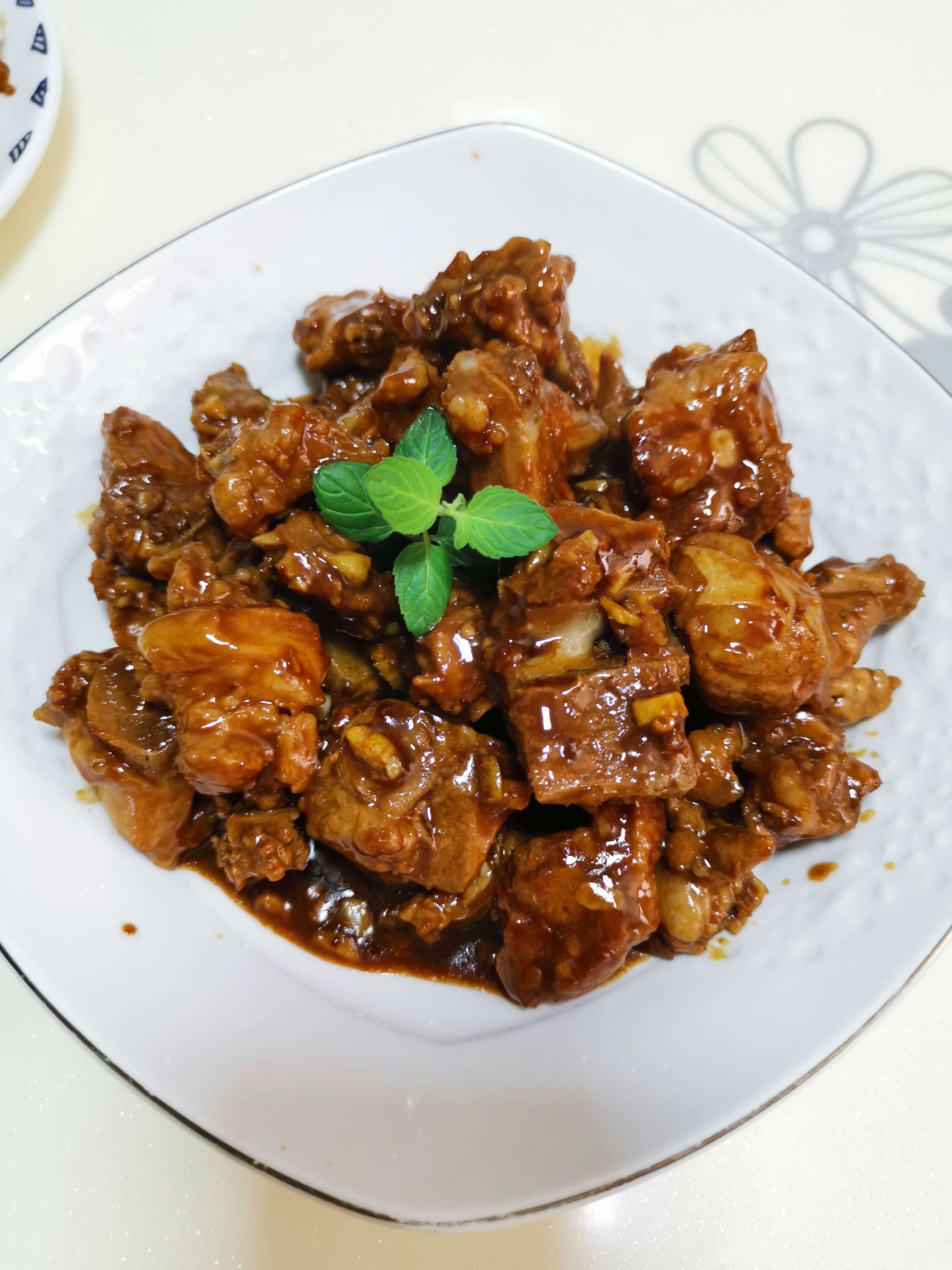 豉油排骨的做法-家常味燜菜譜-易網(wǎng)健康養(yǎng)生網(wǎng) 豉油排骨的做法-家常味燜菜譜