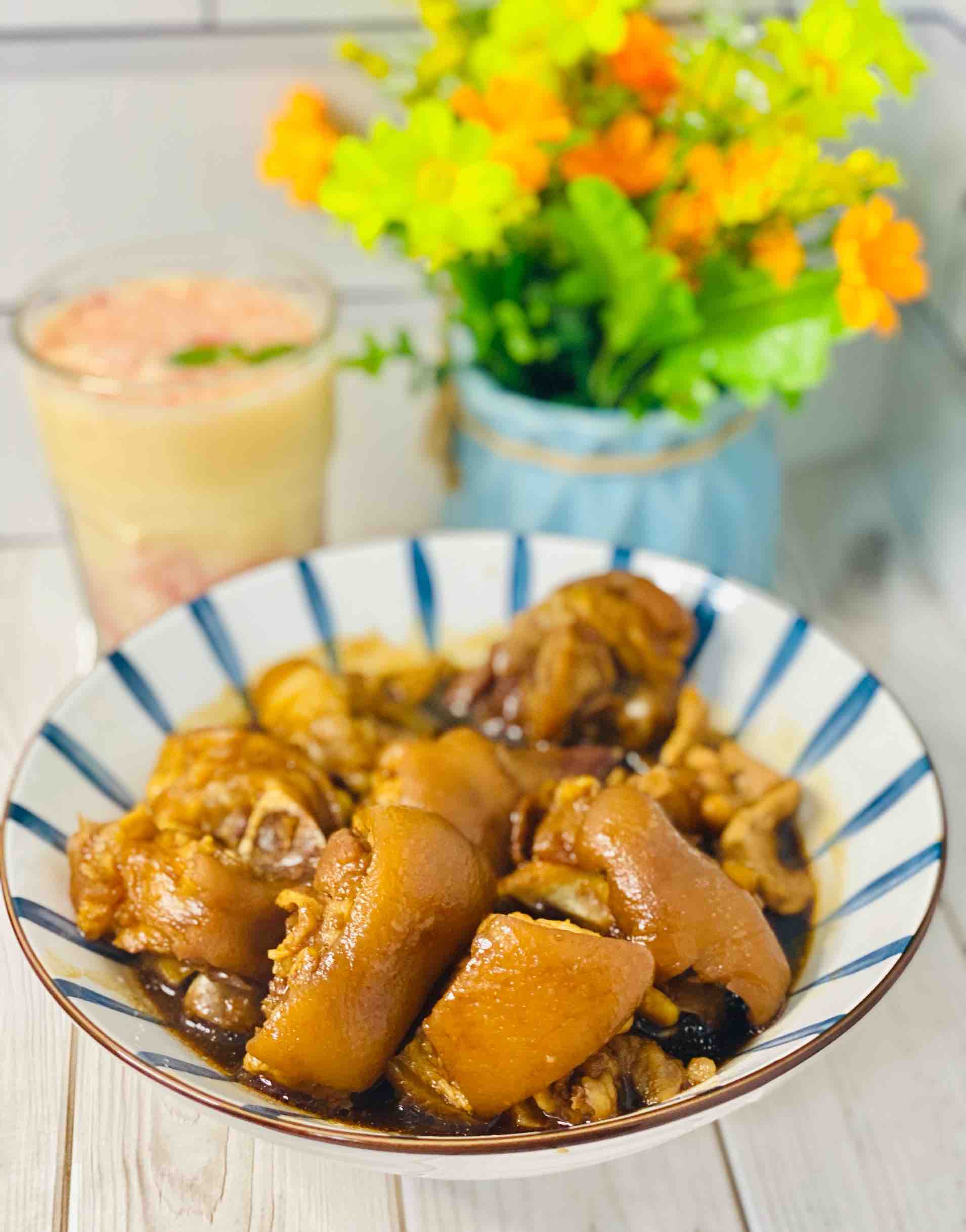 超香醬豬蹄，Q彈會抖臀?這樣燜，一鍋都不夠的做法-家常味燉菜譜