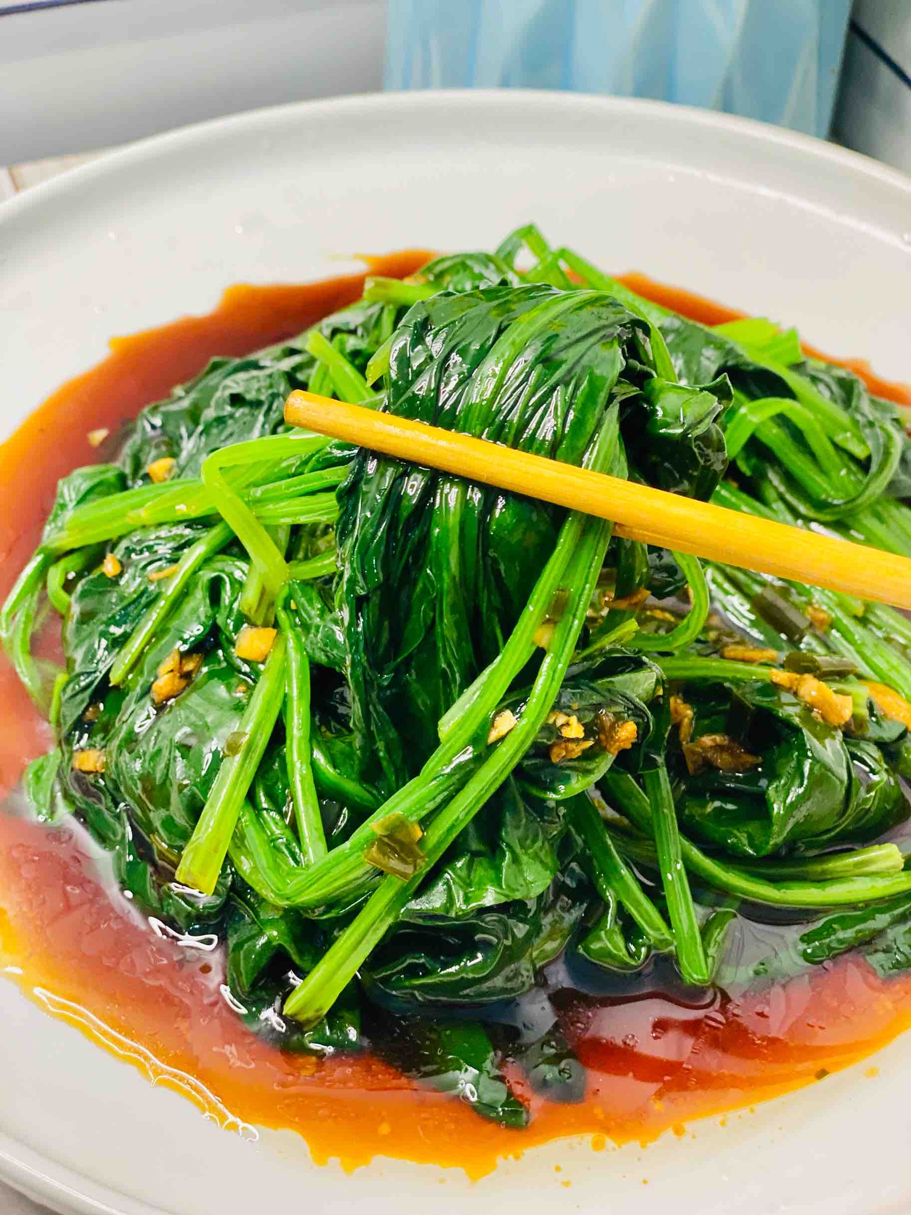 節后掉秤,吃快手拌菠菜的做法-咸鮮味煮菜譜-易網健康養生網 節后掉秤,吃快手拌菠菜的做法-咸鮮味煮菜譜