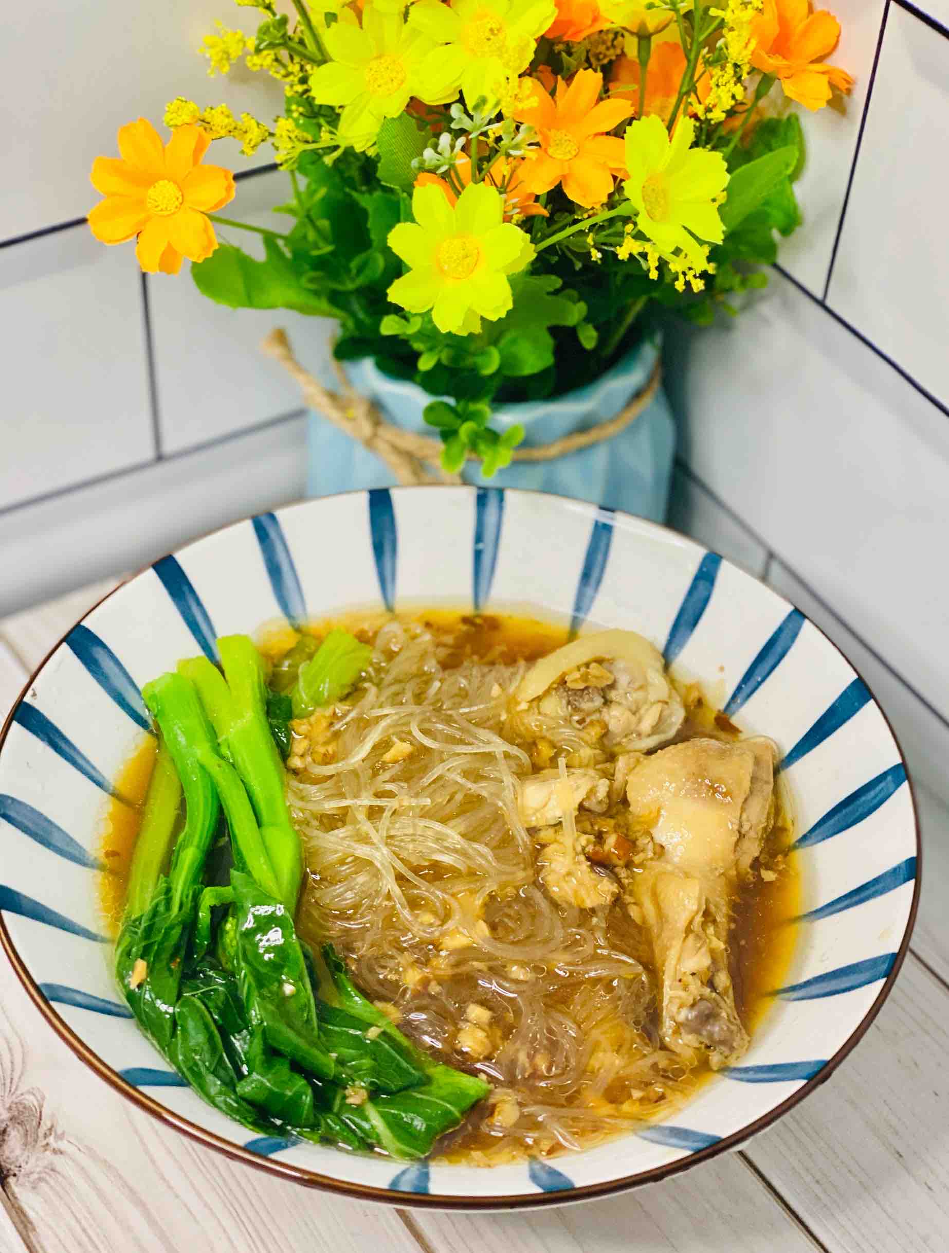 快手粉絲這樣煲，誰(shuí)還叫外賣？美味又簡(jiǎn)單的做法-咸鮮味煮菜譜