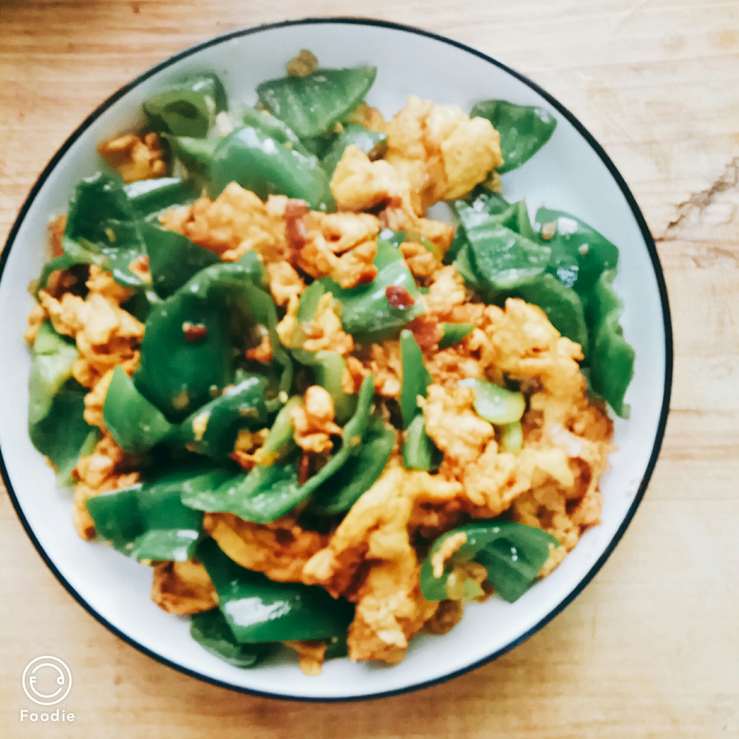 醬炒雞蛋辣椒的做法-家常味炒菜譜-易網健康養生網 醬炒雞蛋辣椒的做法-家常味炒菜譜