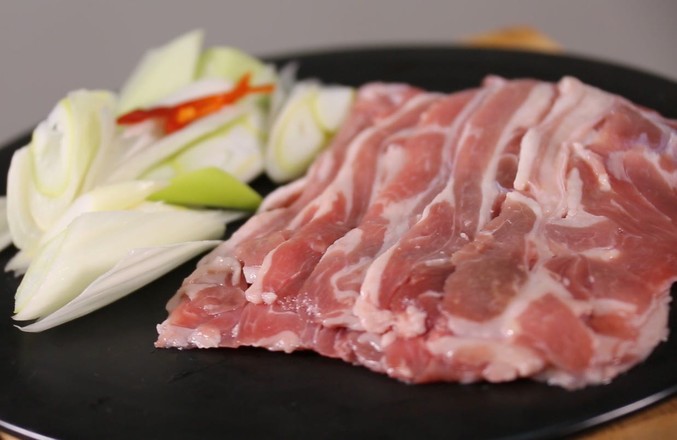 蔥爆羊肉，秋季滋補(bǔ)佳品的做法-家常味炒菜譜
