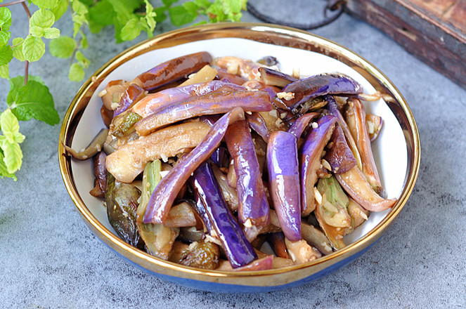 【蒜蓉爆香茄子】簡單、少油、不變色的下飯菜!的做法-蒜香味炒菜譜-易網(wǎng)健康養(yǎng)生網(wǎng) 【蒜蓉爆香茄子】簡單、少油、不變色的下飯菜!的做法-蒜香味炒菜譜