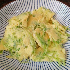 簡簡單單也不失美味~~松柳苗炒雞蛋的做法-家常味炒菜譜