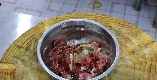 蔥爆羊肉，秋季滋補(bǔ)佳品的做法-家常味炒菜譜
