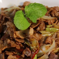 蔥爆羊肉，秋季滋補(bǔ)佳品的做法-家常味炒菜譜