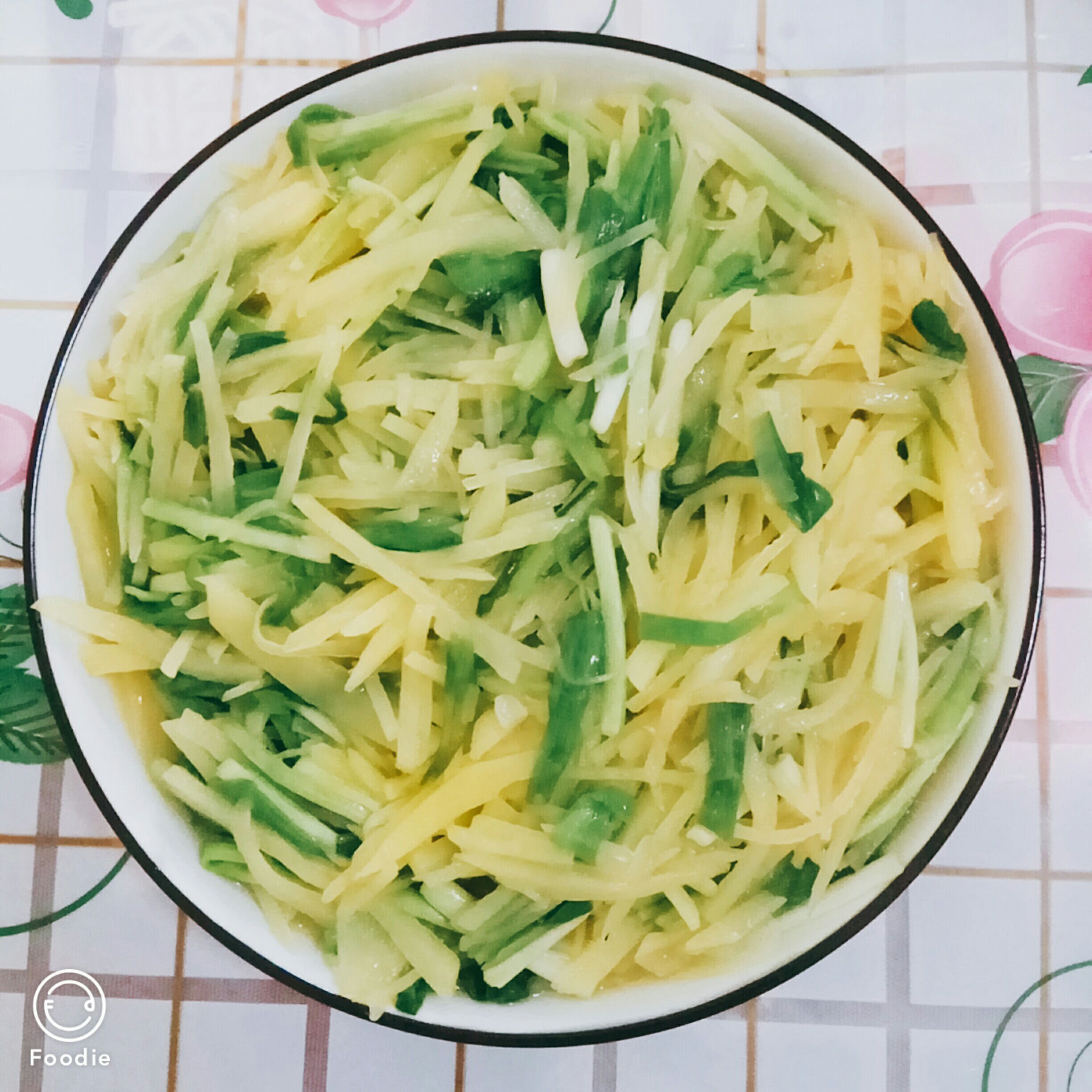 蒜苗炒土豆絲的做法-家常味炒菜譜-易網健康養生網 蒜苗炒土豆絲的做法-家常味炒菜譜