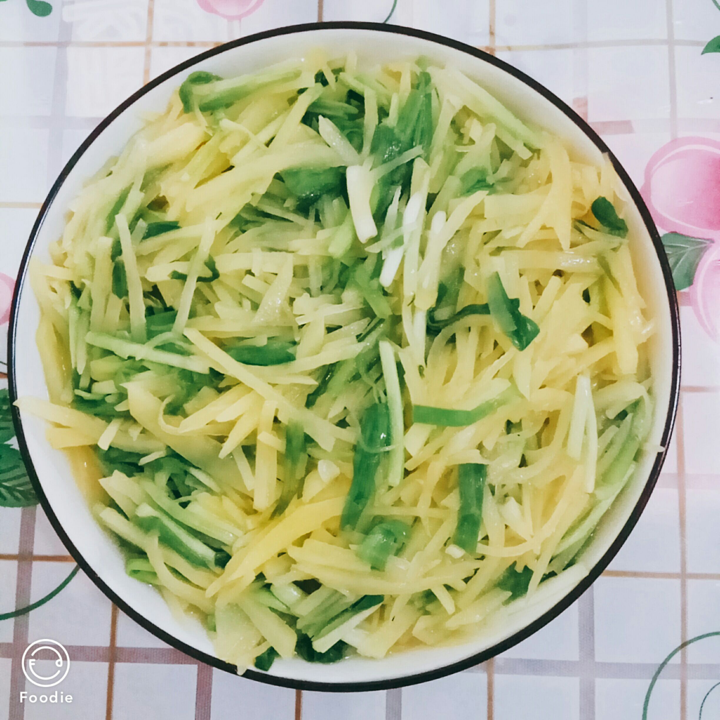 蒜苗炒土豆絲的做法-家常味炒菜譜-易網健康養生網 蒜苗炒土豆絲的做法-家常味炒菜譜