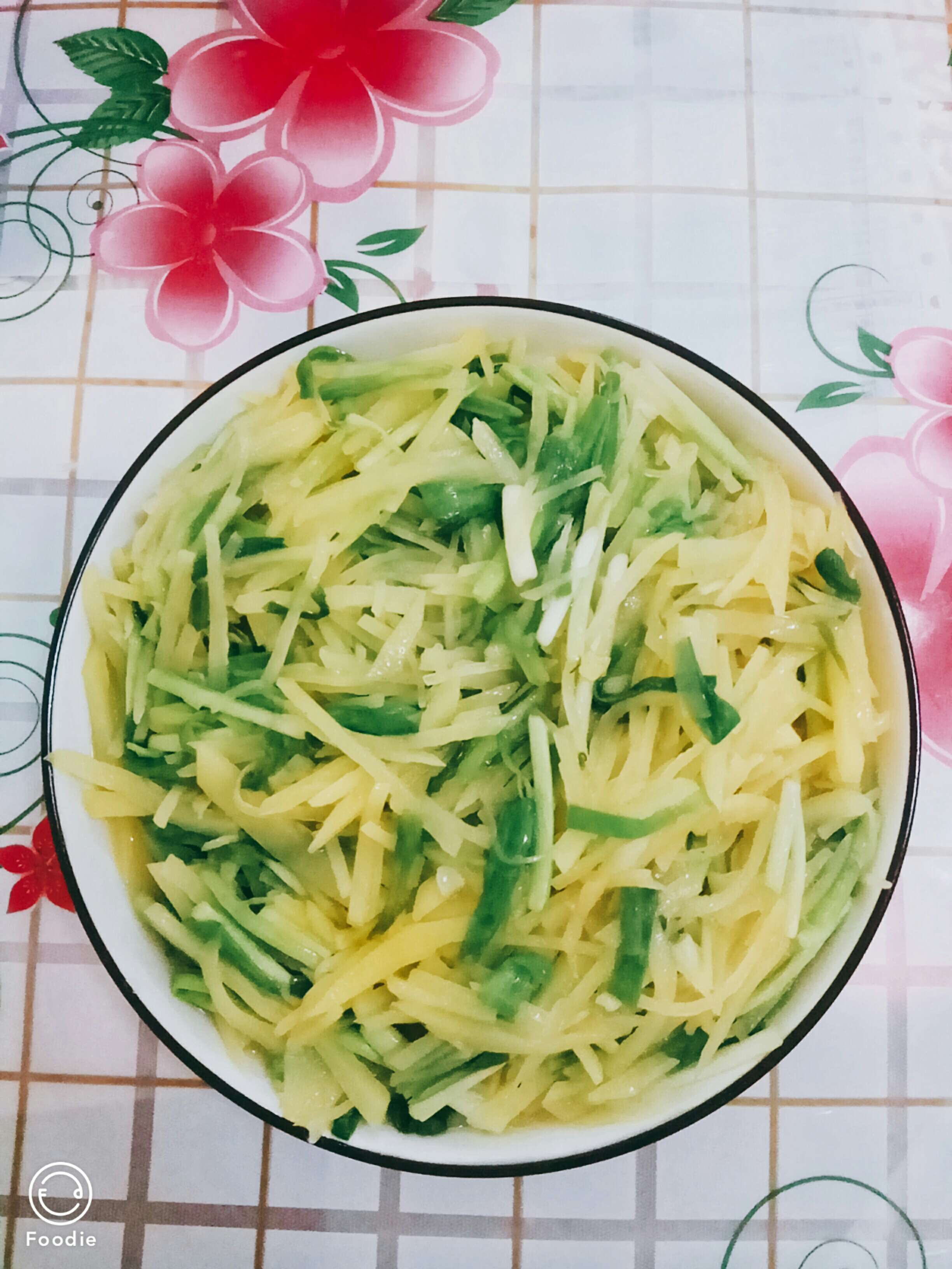 蒜苗炒土豆絲的做法-家常味炒菜譜-易網健康養生網 蒜苗炒土豆絲的做法-家常味炒菜譜