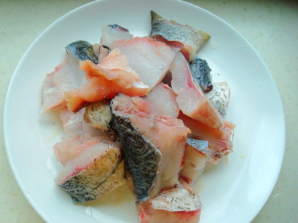 豆油皮寬粉燉魚的做法-魚香味燉菜譜