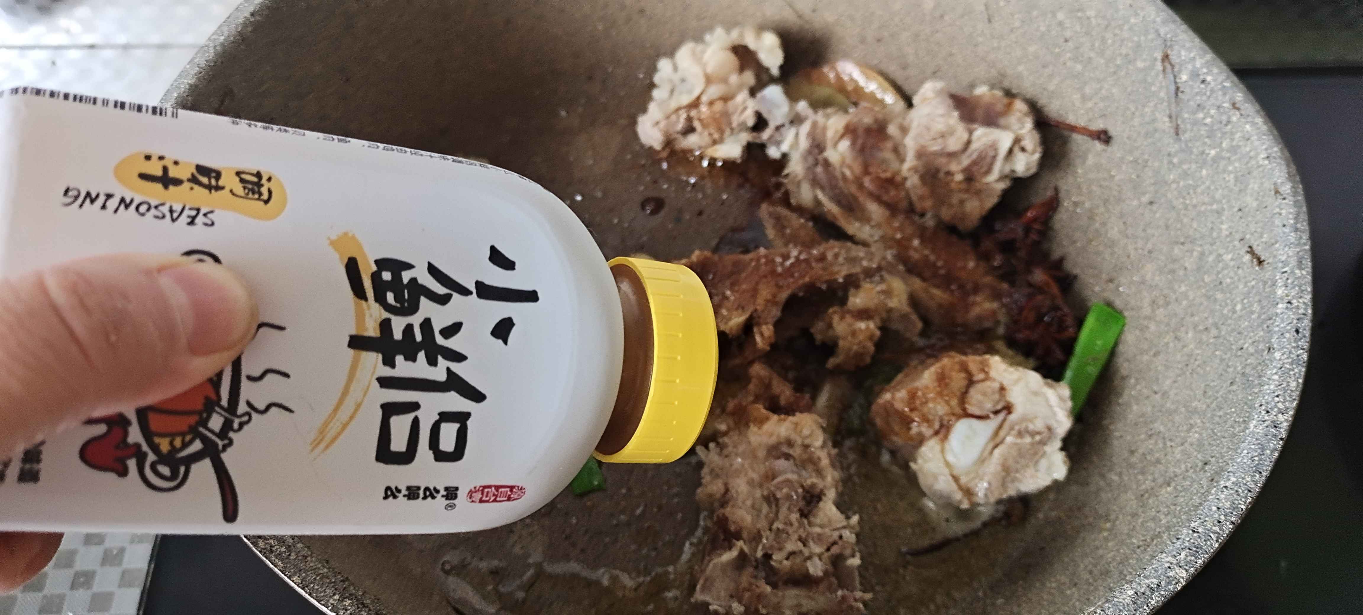 秋冬滋補(bǔ)養(yǎng)生…紅燒排骨山藥的做法-咸鮮味燒菜譜