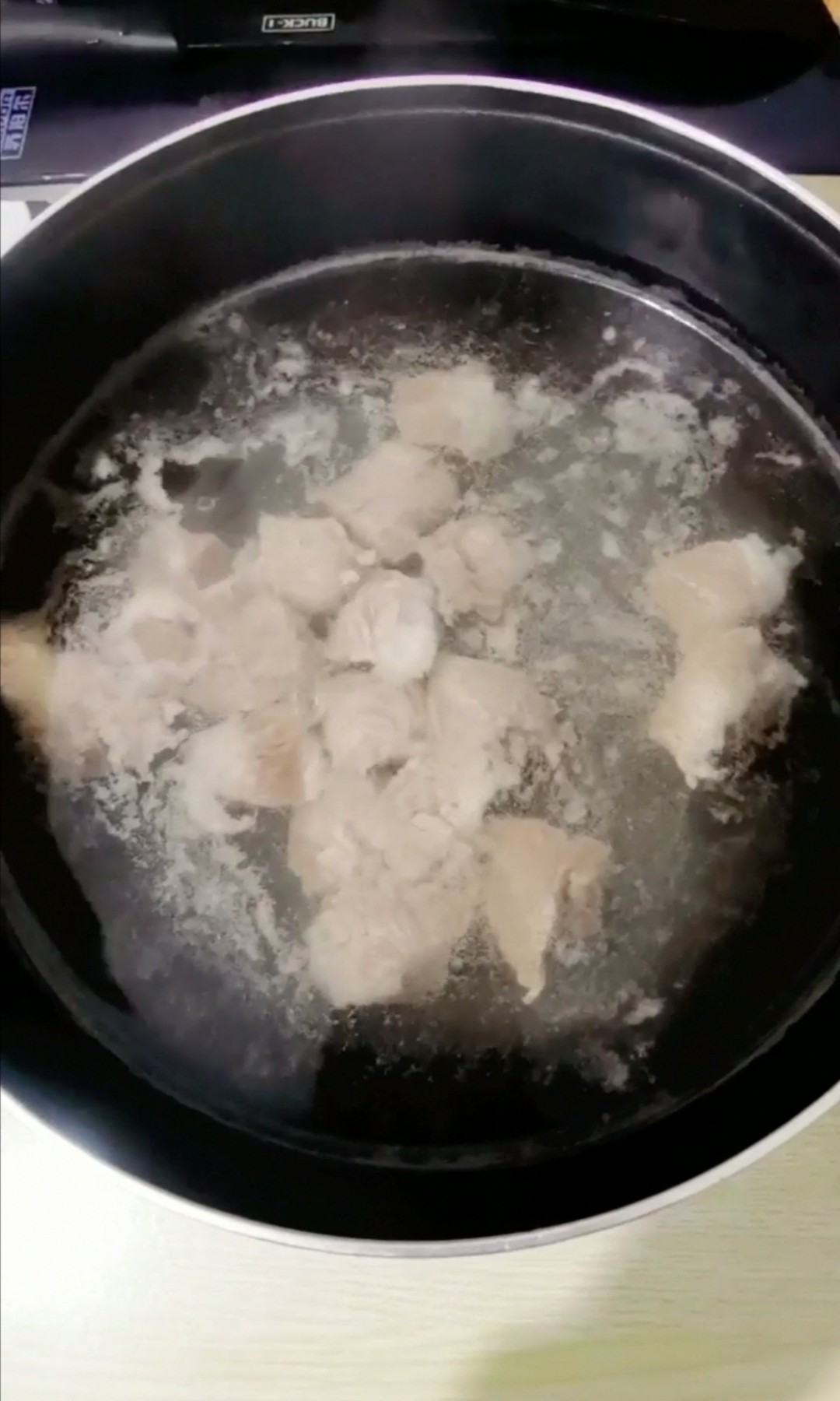 牛腩燉土豆的做法-咸鮮味燉菜譜