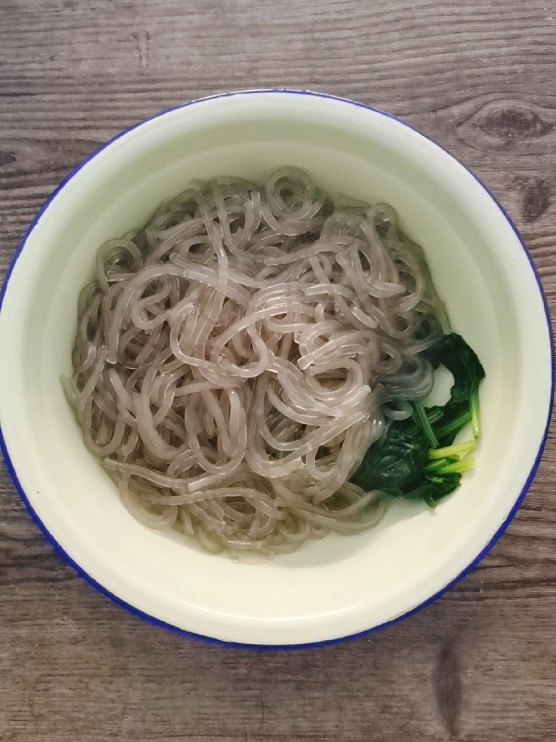 菠菜拌粉條的做法-咸鮮味拌菜譜