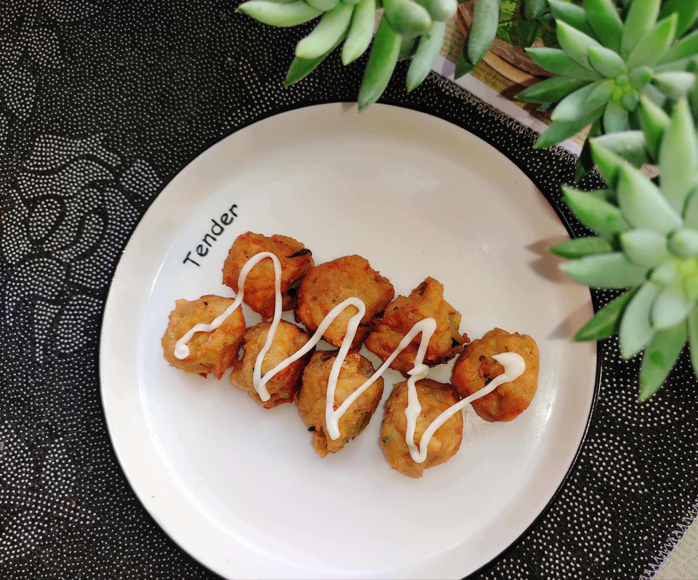 沙拉豆腐丸子的做法-甜味炸菜譜-易網(wǎng)健康養(yǎng)生網(wǎng) 沙拉豆腐丸子的做法-甜味炸菜譜