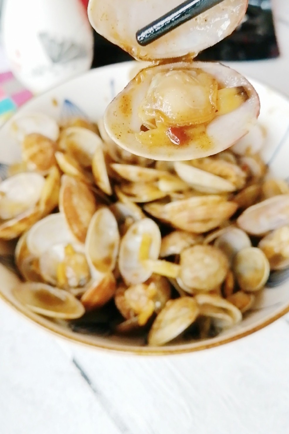 香辣炒蛤蜊的做法-咸鮮味炒菜譜-易網健康養生網 香辣炒蛤蜊的做法-咸鮮味炒菜譜