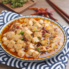 今天就做這道經典下飯菜——麻婆豆腐的做法-香辣味炒菜譜