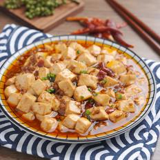 今日就做這道經(jīng)典下飯菜——麻婆豆腐的作法-香辣味炒菜譜