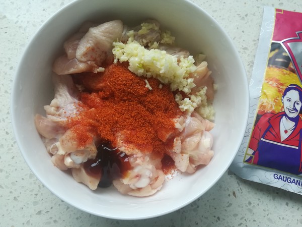 香酥雞翅根的做法-咸鮮味烤菜譜